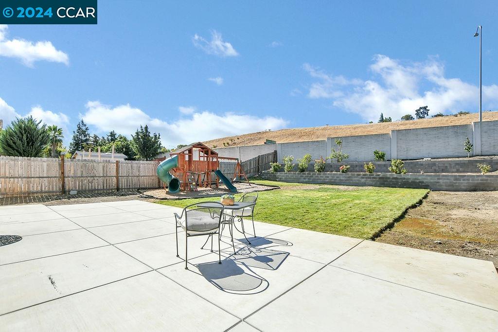 4528 Actriz Place