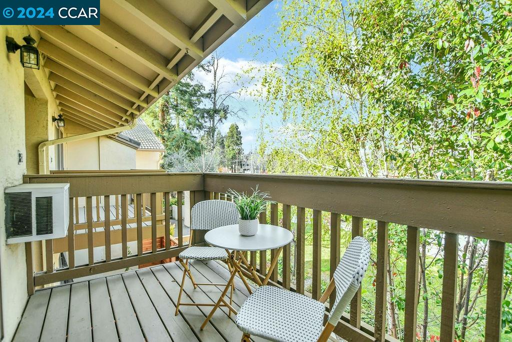 2730 Oak Road # 24