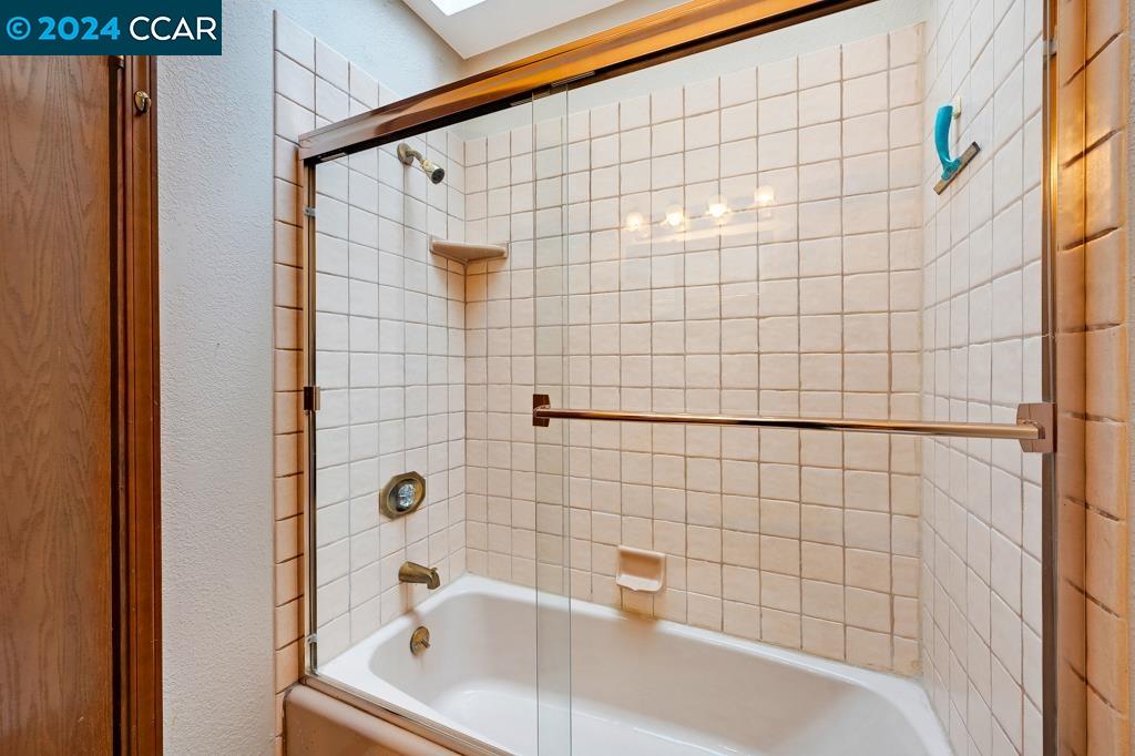 5900 Guerneville Rd