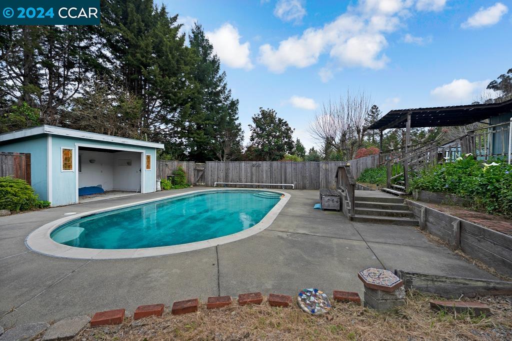 5900 Guerneville Rd