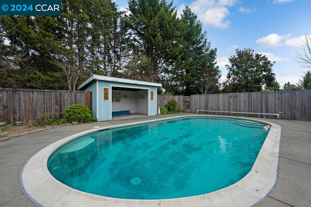5900 Guerneville Rd