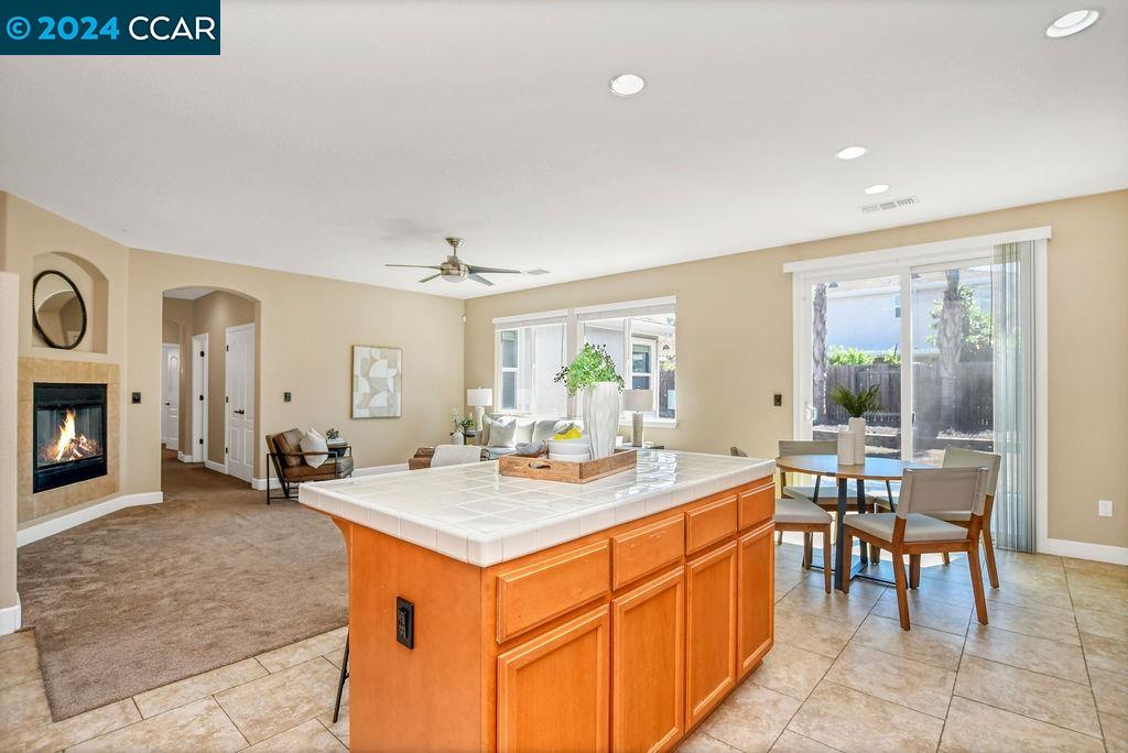 2323 Crockett Lane