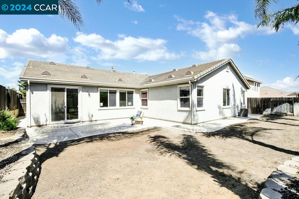 2323 Crockett Lane