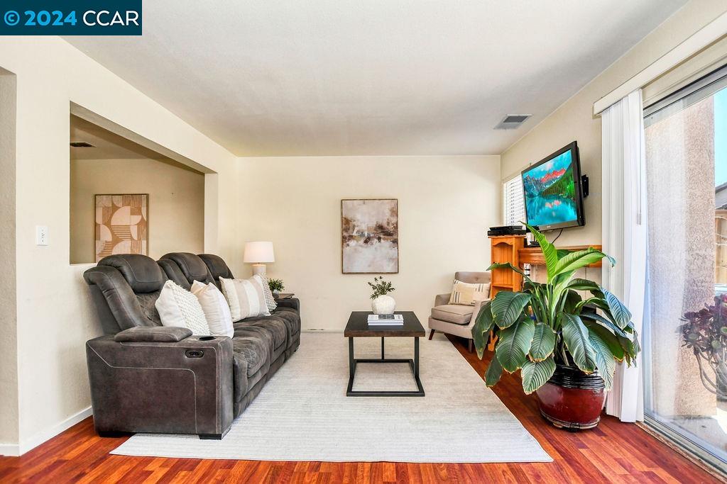 1718 Rosemary Court