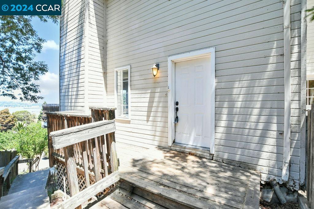 1436 Dineen Street