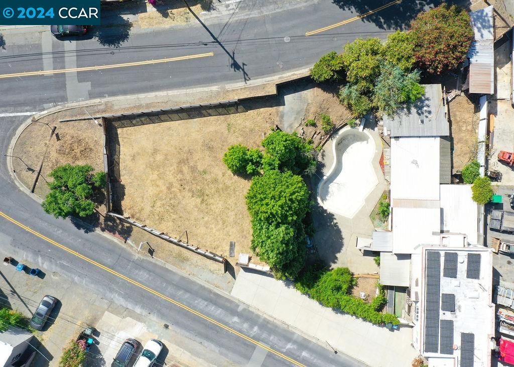 1357 Peach Street