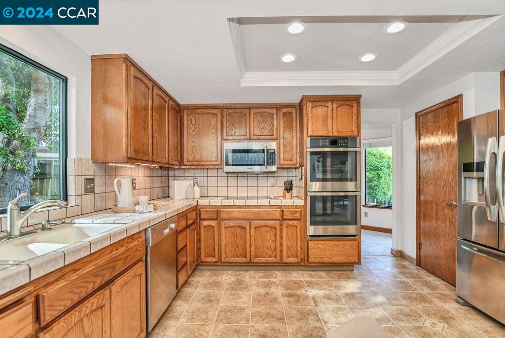 4827 Phylis Terrace
