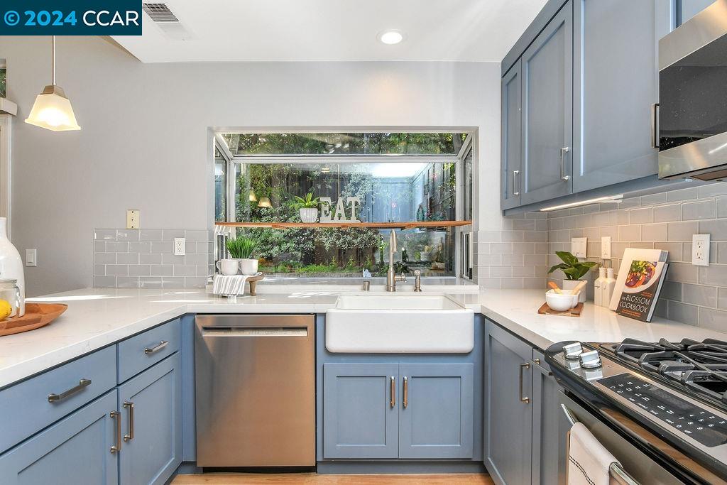 412 Orchard View Avenue