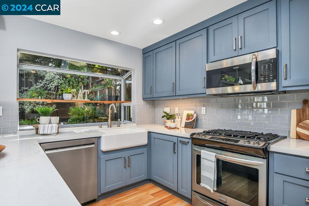 412 Orchard View Avenue