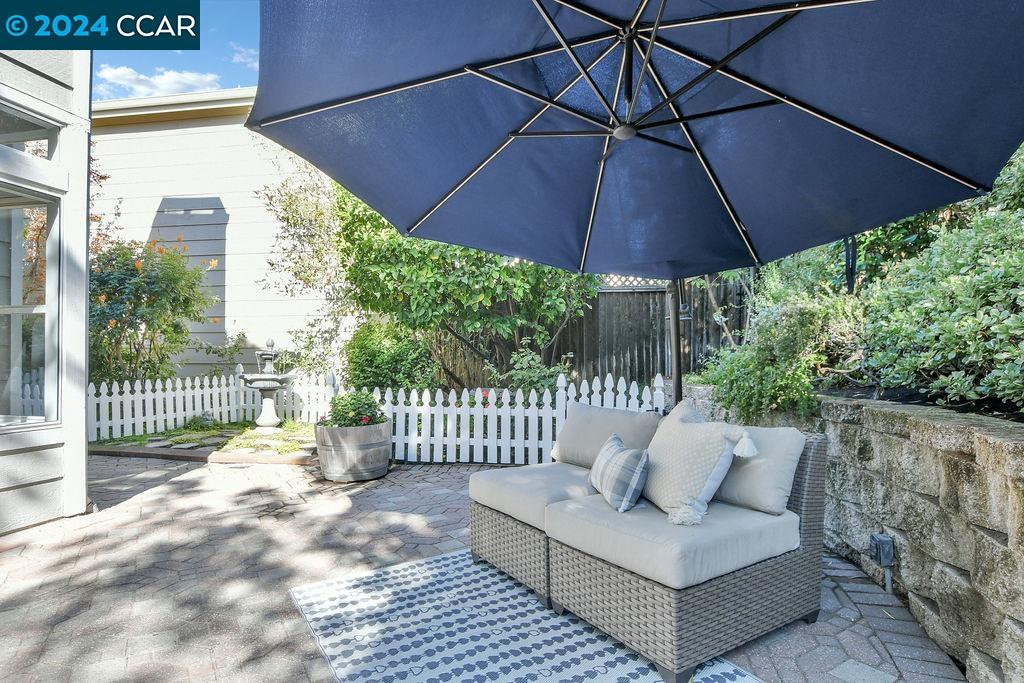 412 Orchard View Avenue