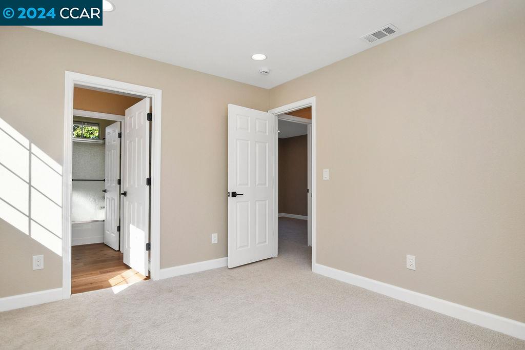 283 Oakwood Circle