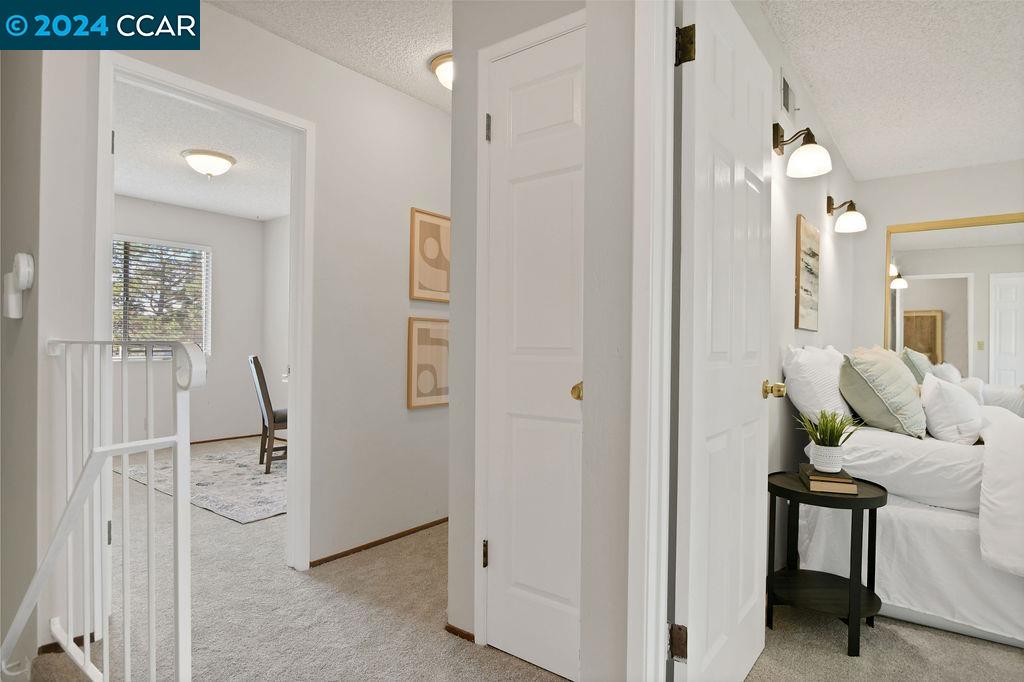 30 Fountainhead Court