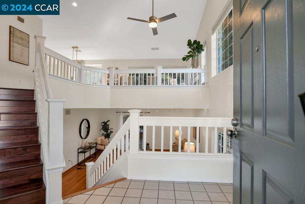 325 Oakwood Circle