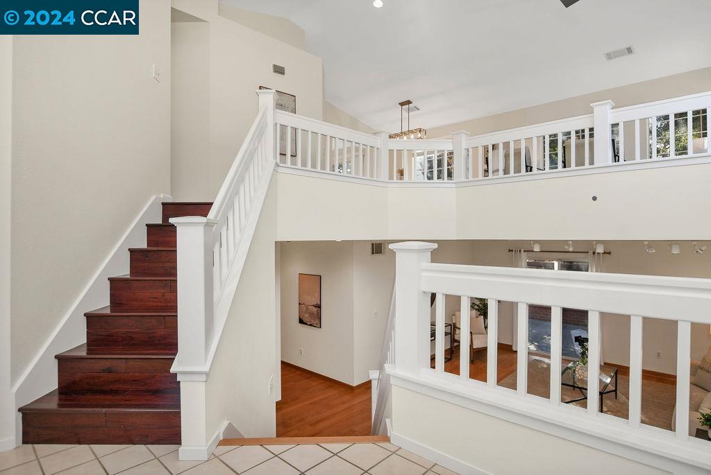 325 Oakwood Circle