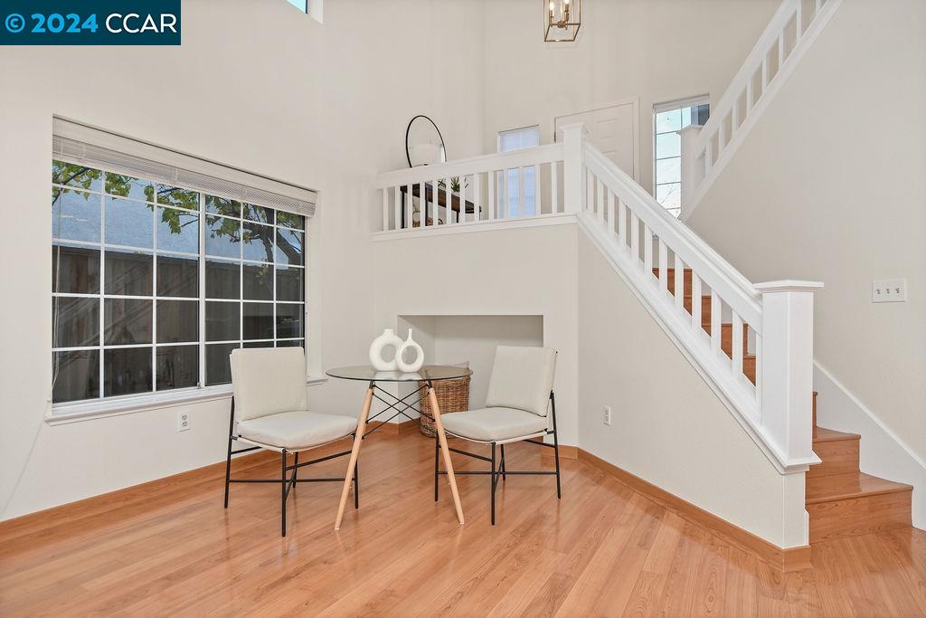 325 Oakwood Circle