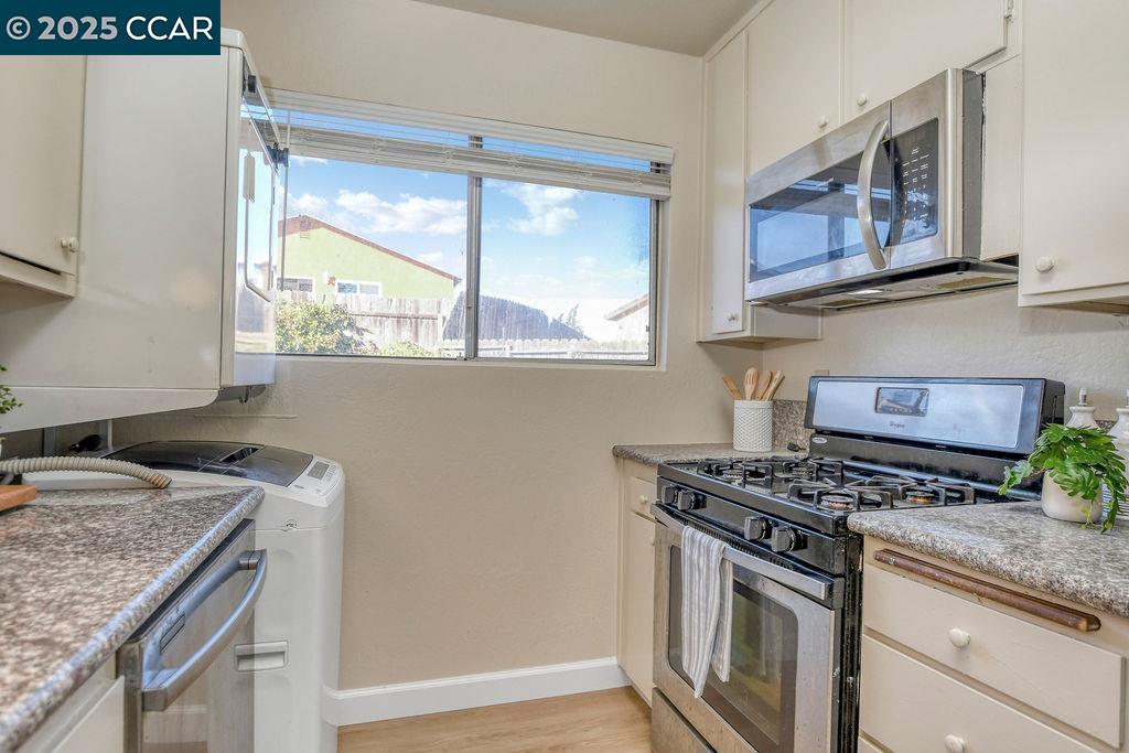 355 Parkview Terrace # B12