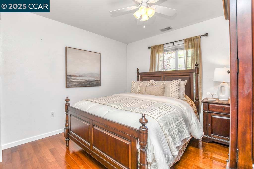 124 Shoal Drive W