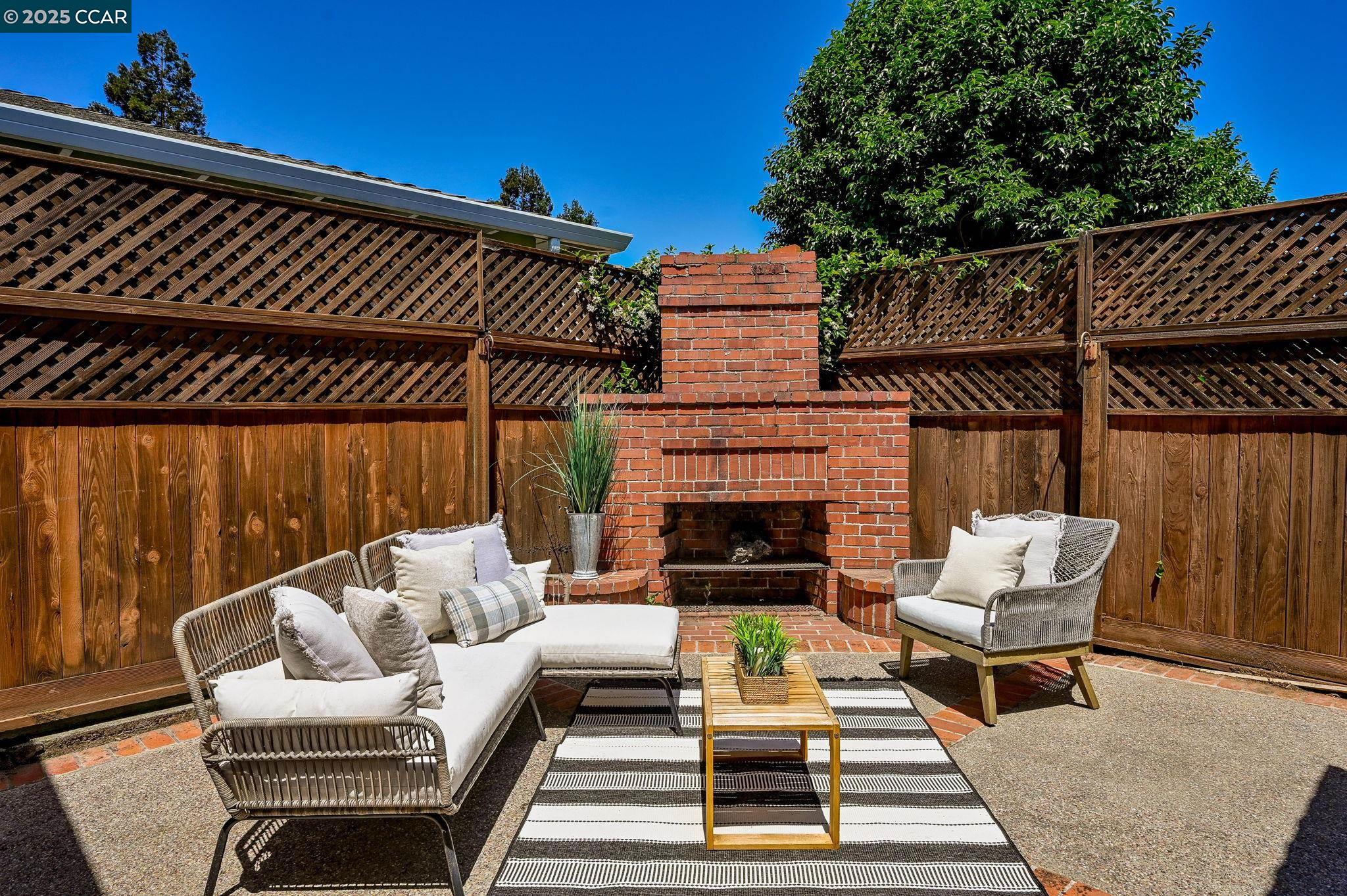 535 Bertola Street