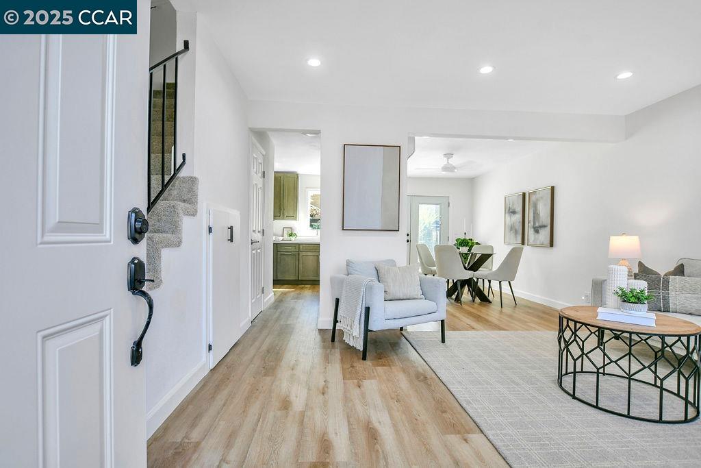 1897 Lynwood Dr # B Unit: #B