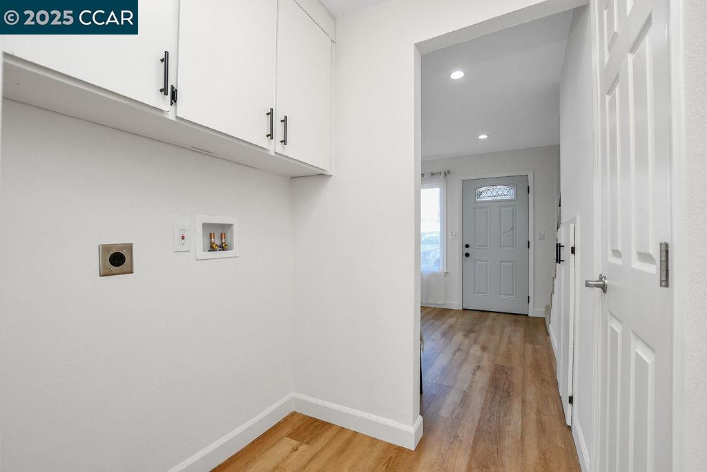 1897 Lynwood Dr # B Unit: #B