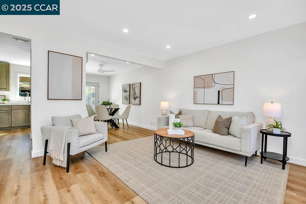 1897 Lynwood Dr # B Unit: #B