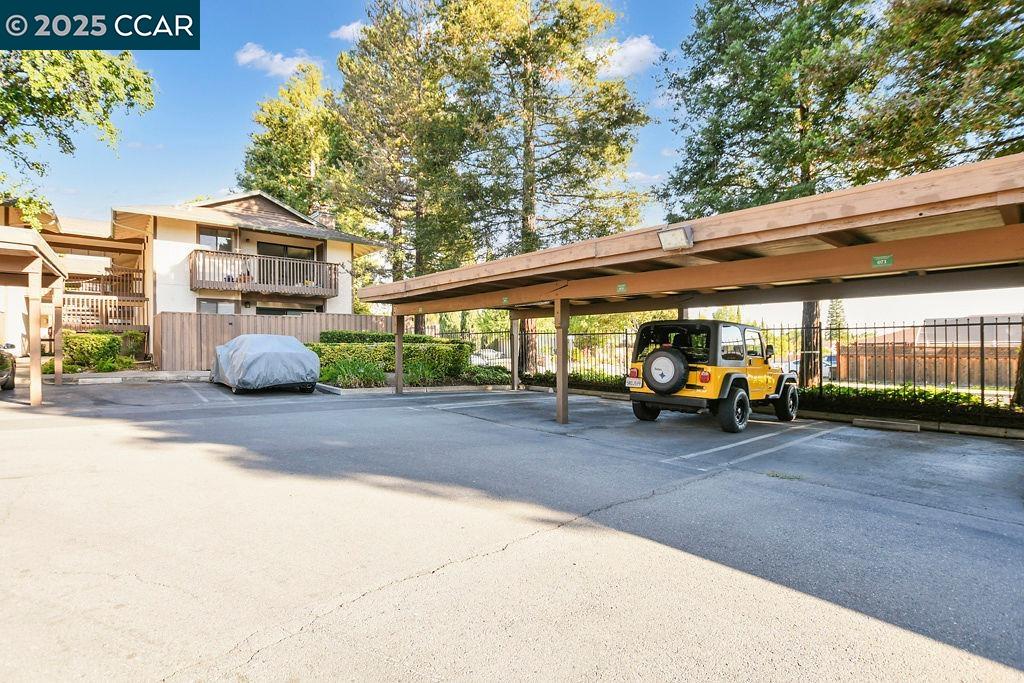 1701 Mahogany Way # 40