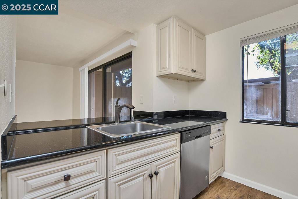 1701 Mahogany Way # 40