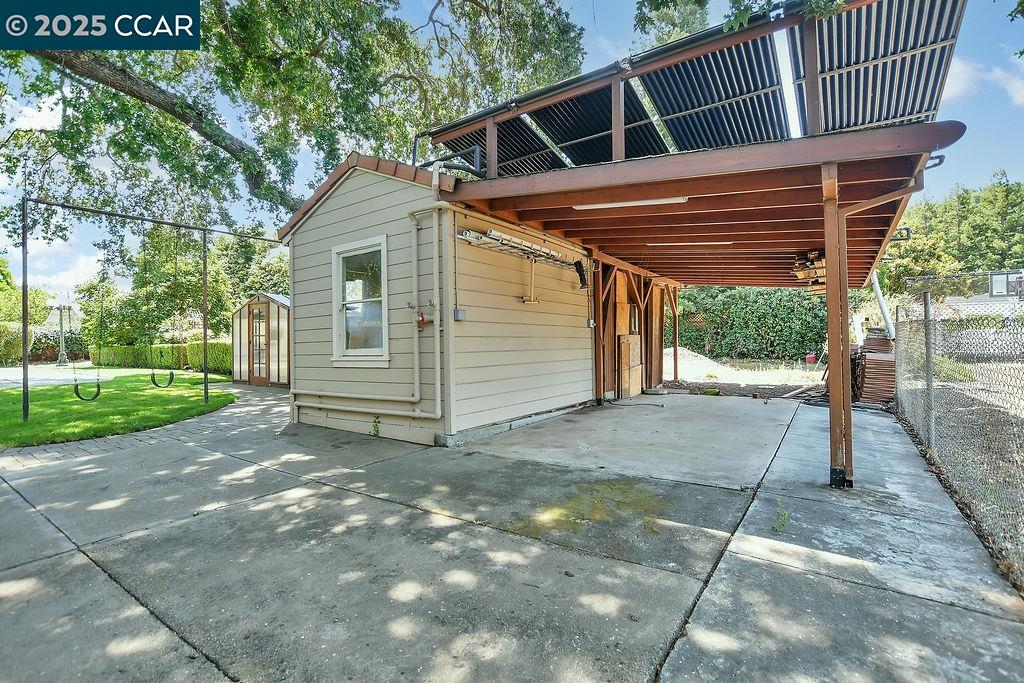 7 Monteira Lane