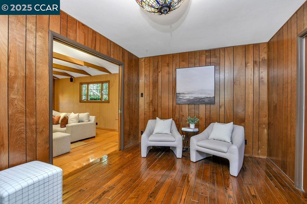 7 Monteira Lane