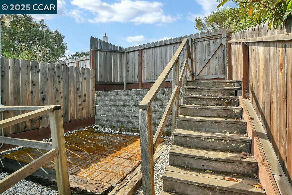 1410-1412 Lang Street