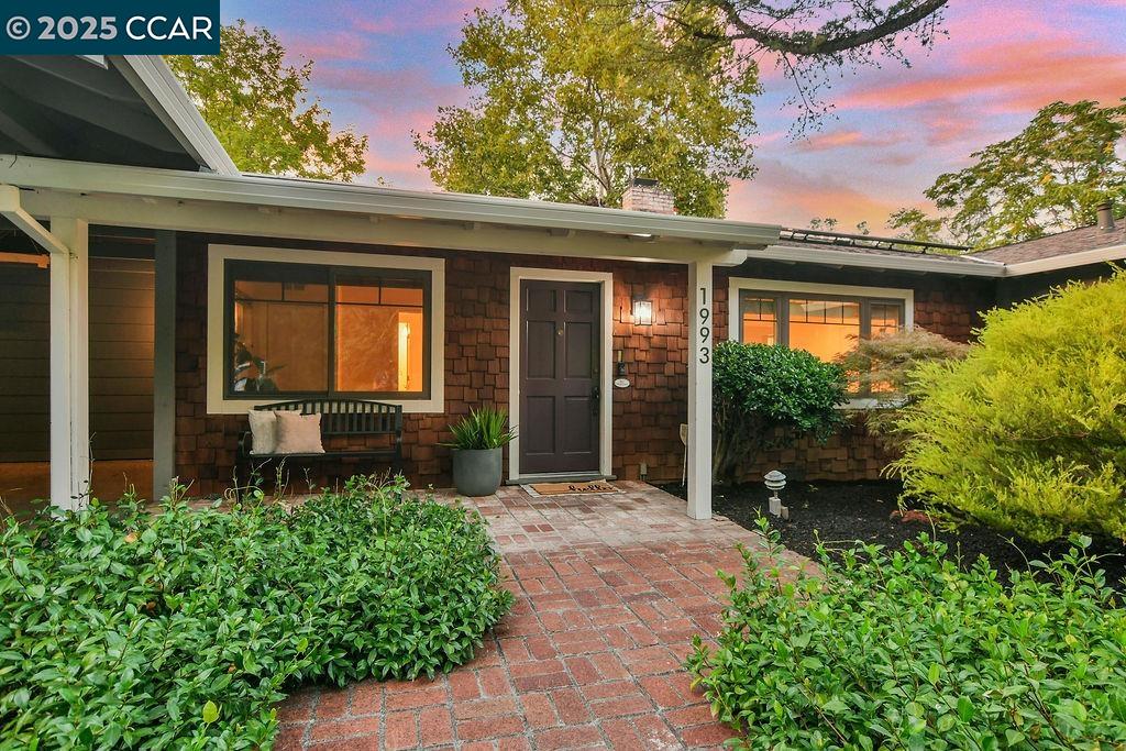 1993 Reliez Valley Road