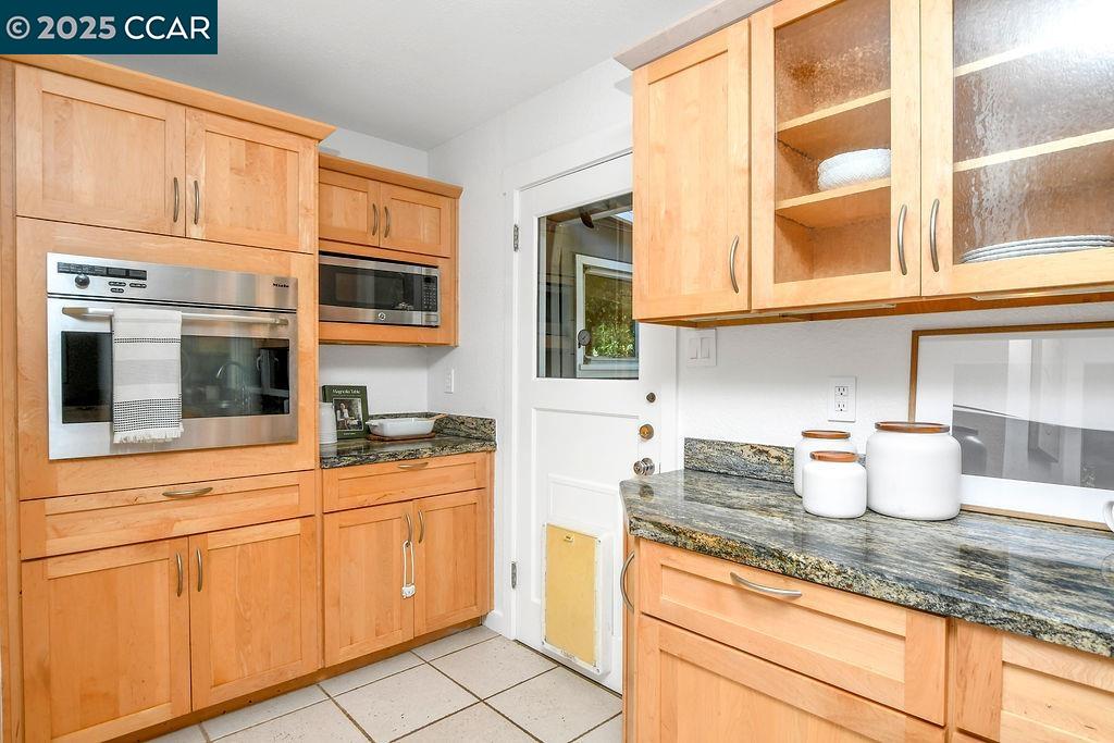 1993 Reliez Valley Road