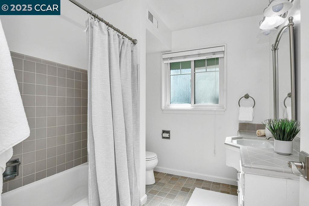 1993 Reliez Valley Road