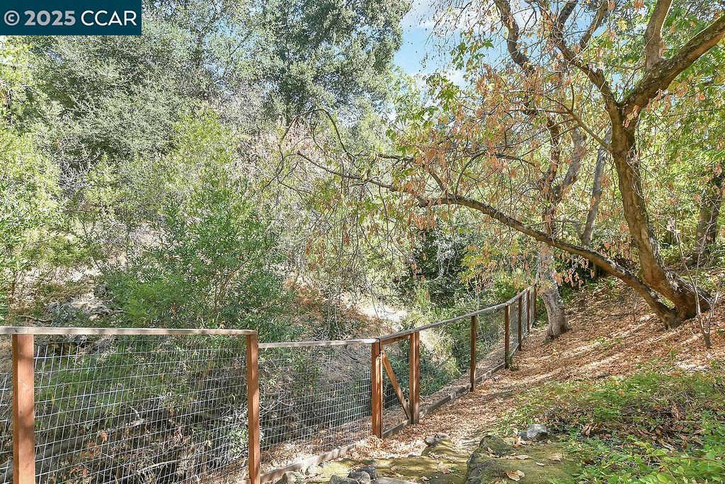 1993 Reliez Valley Road