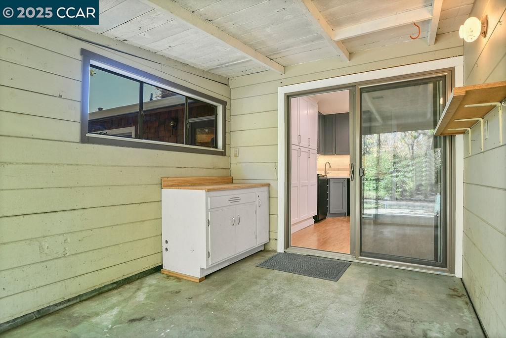 1993 Reliez Valley Road