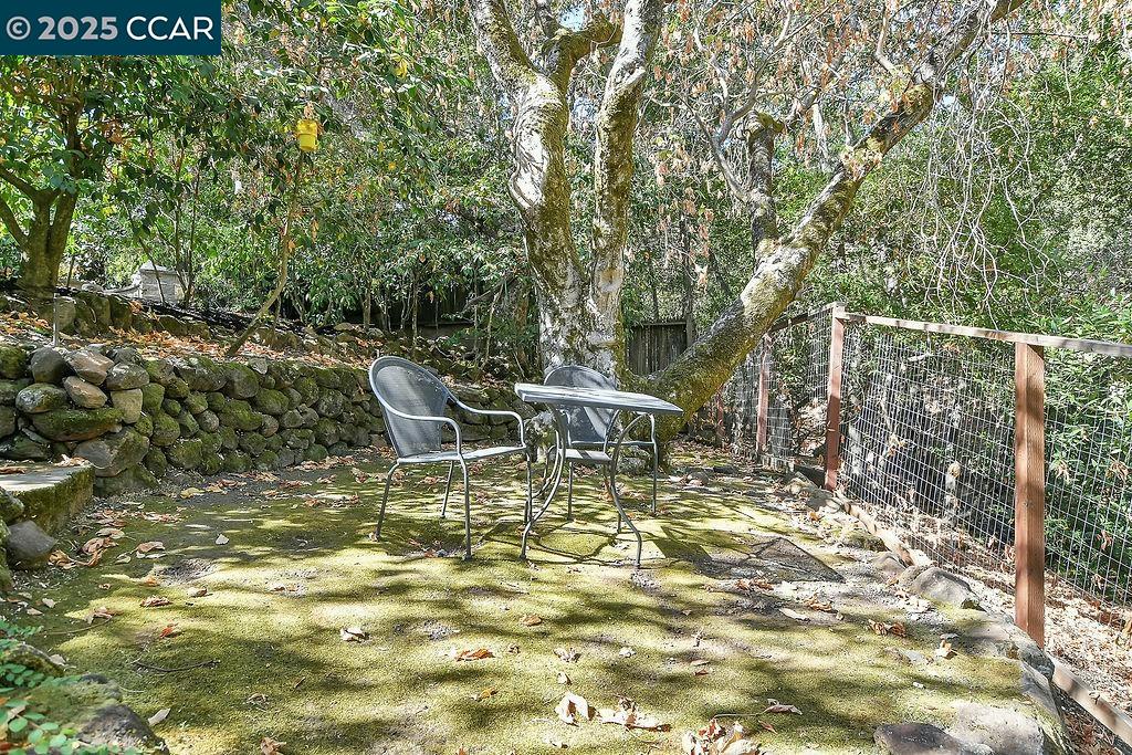 1993 Reliez Valley Road