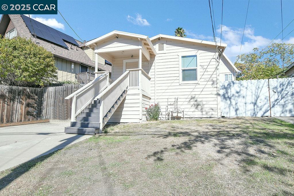 2381 Monterey Ave, Martinez