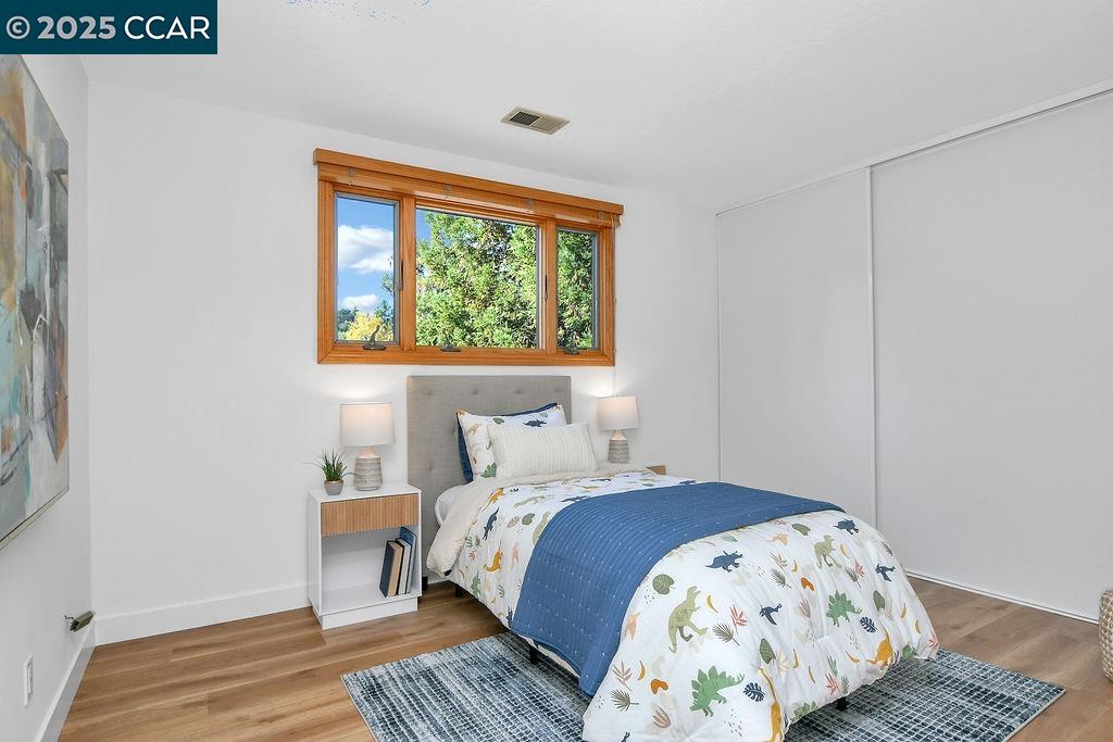 916 Calle Verde, Martinez