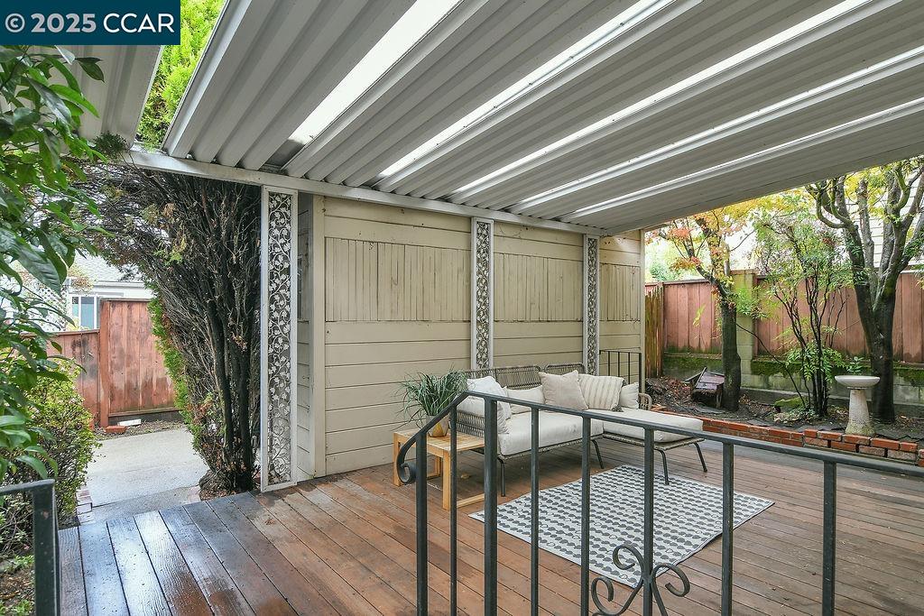 19061 Gliddon Street