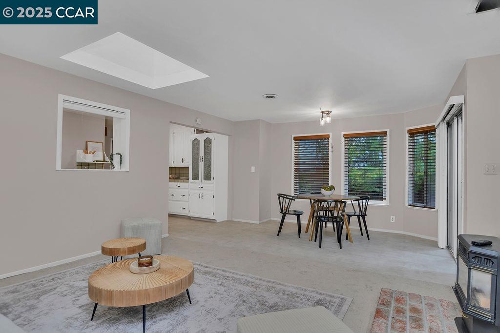 19061 Gliddon Street