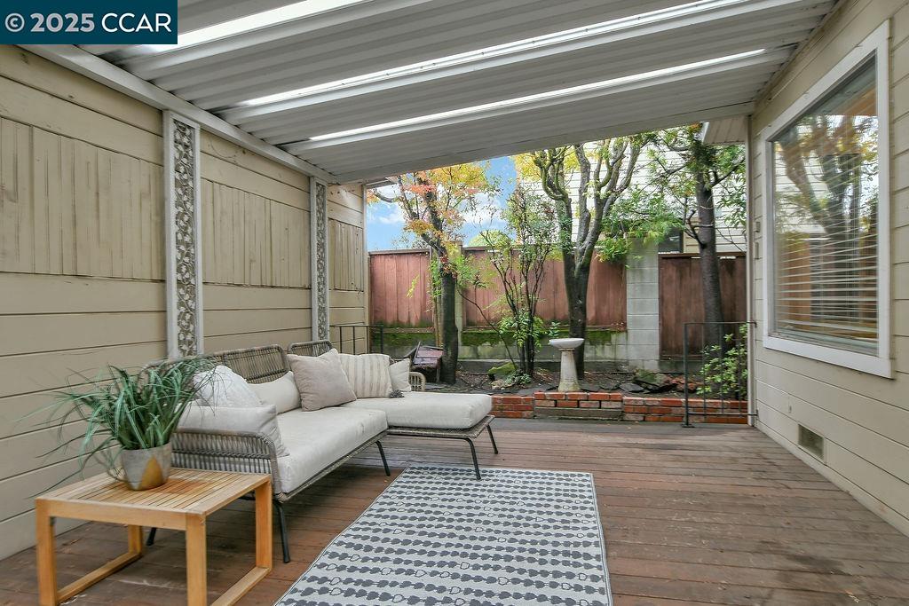 19061 Gliddon Street