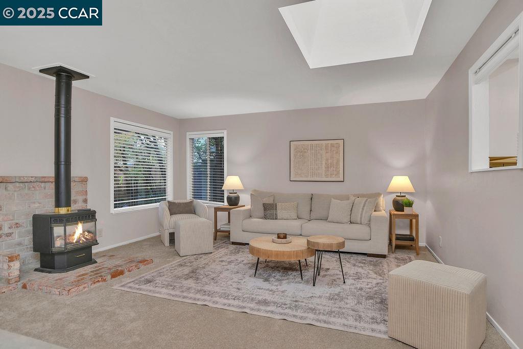 19061 Gliddon Street