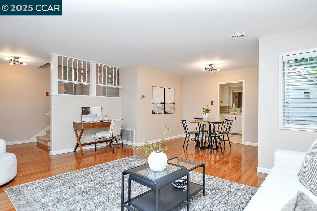 19061 Gliddon Street