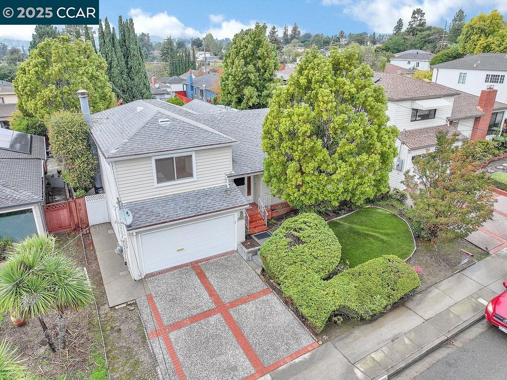 19061 Gliddon Street