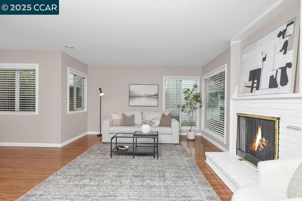 19061 Gliddon Street