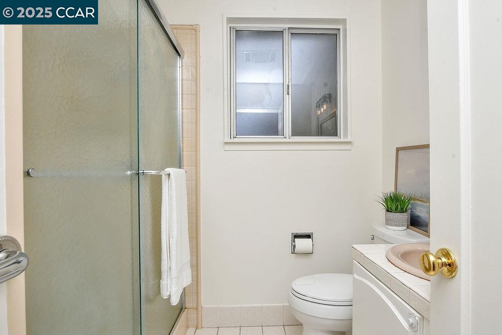 19061 Gliddon Street