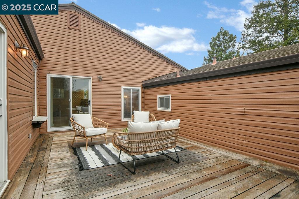 2224 Tacoma Ave