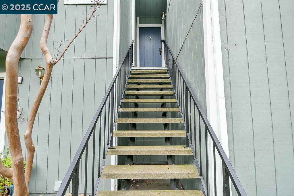 1072 Maywood Lane # 36