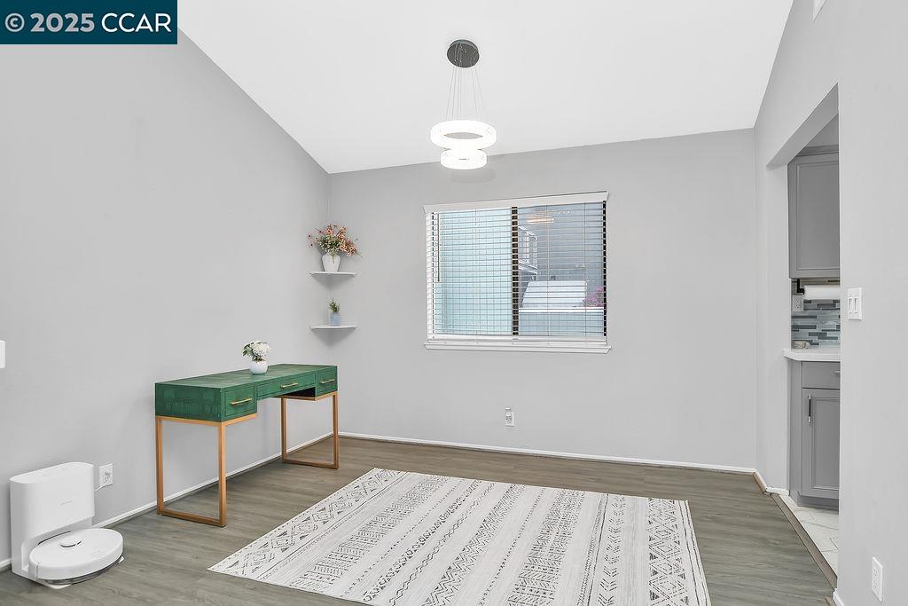 1072 Maywood Lane # 36