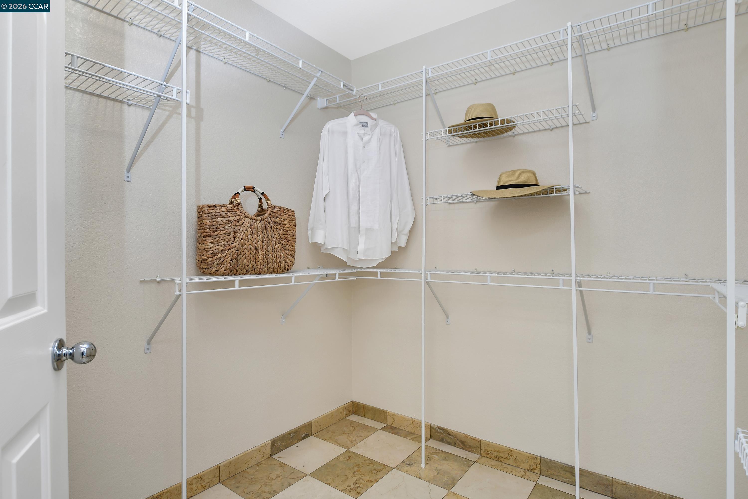 508 Valley View Court